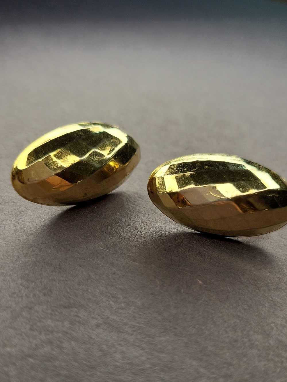 Gold Faceted Oval Screw-Back Earrings